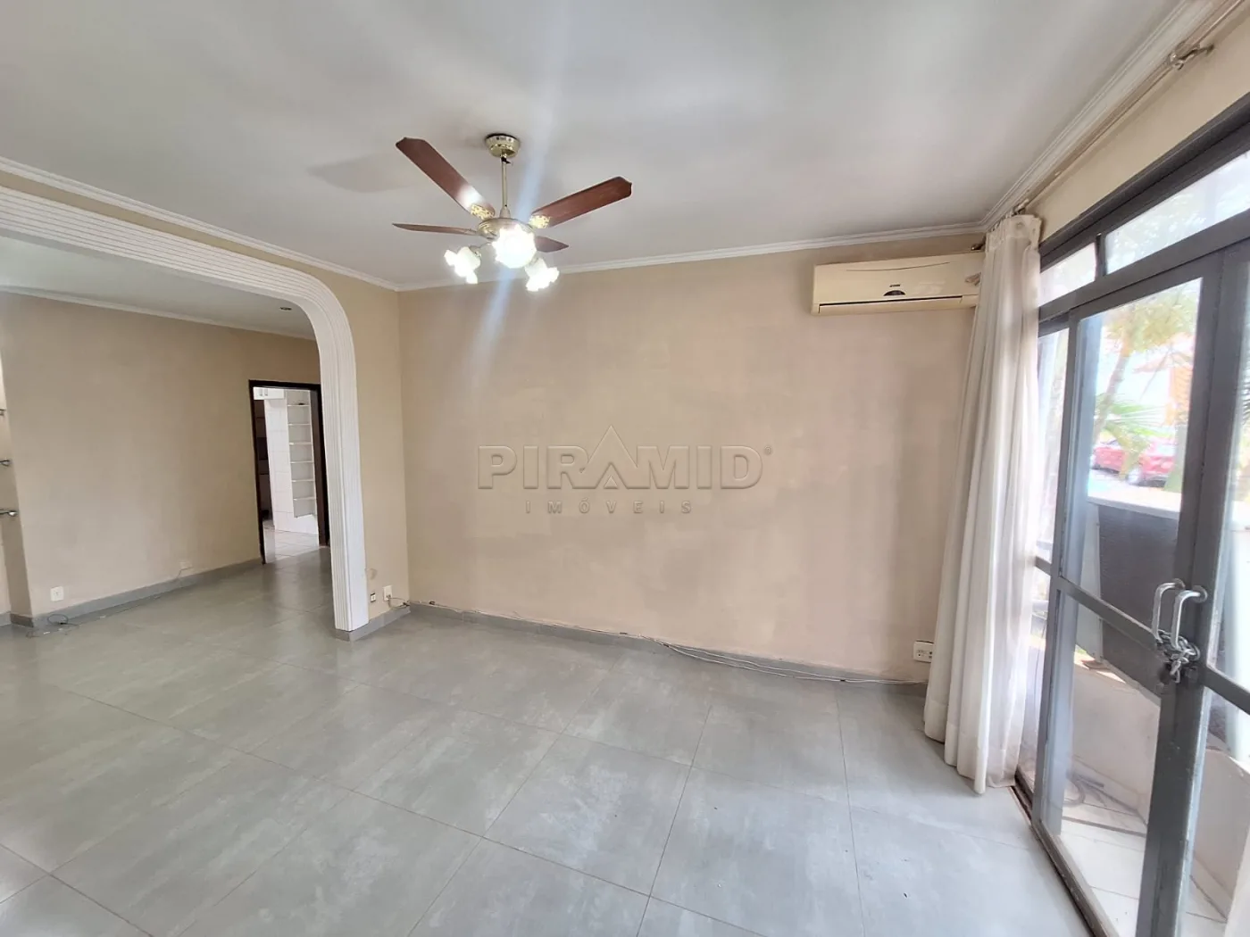 Alugar Apartamento / Padr&atilde;o em Ribeir&atilde;o Preto R$ 2.000,00 - Foto 3