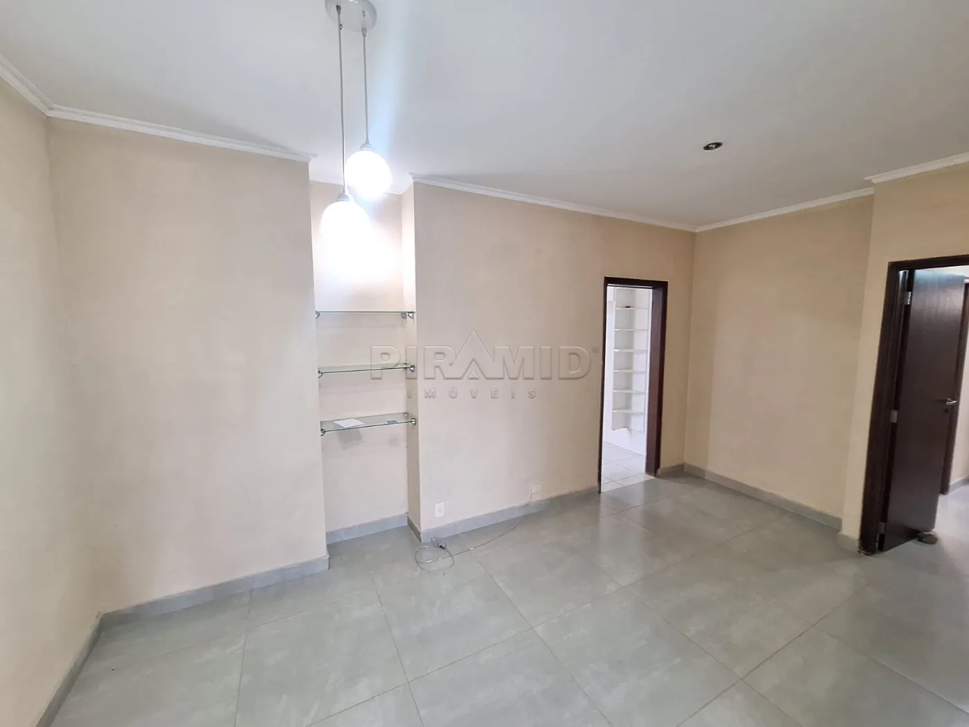 Alugar Apartamento / Padr&atilde;o em Ribeir&atilde;o Preto R$ 2.000,00 - Foto 4