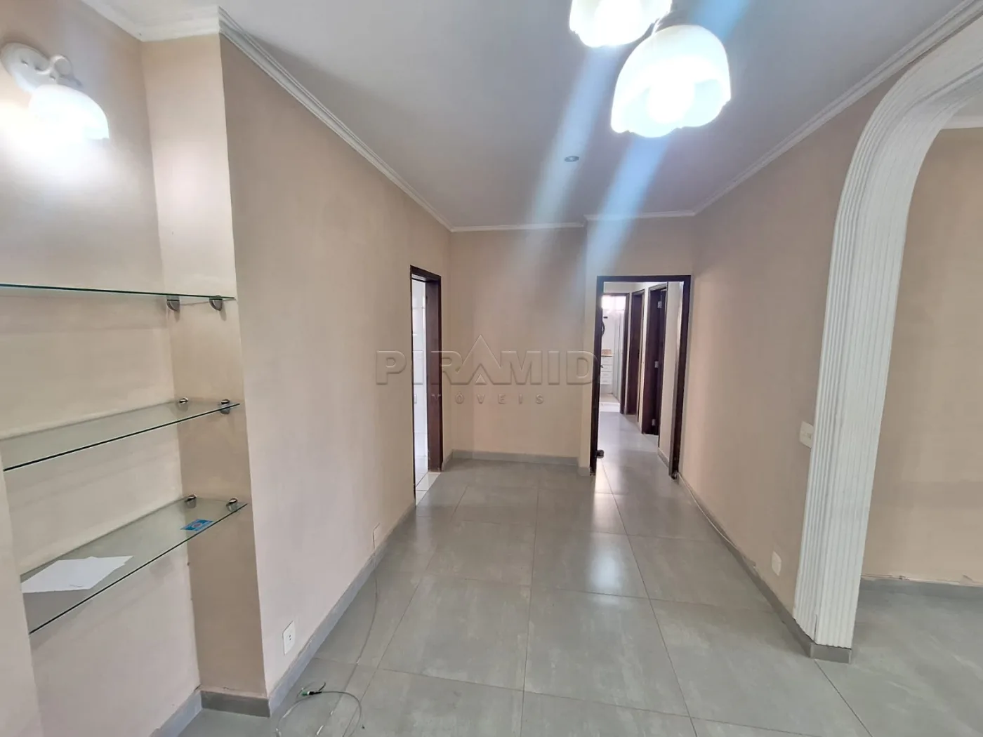 Alugar Apartamento / Padr&atilde;o em Ribeir&atilde;o Preto R$ 2.000,00 - Foto 5