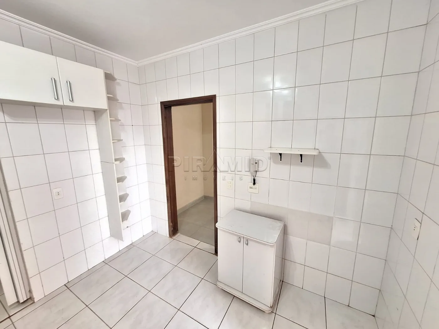 Alugar Apartamento / Padr&atilde;o em Ribeir&atilde;o Preto R$ 2.000,00 - Foto 16