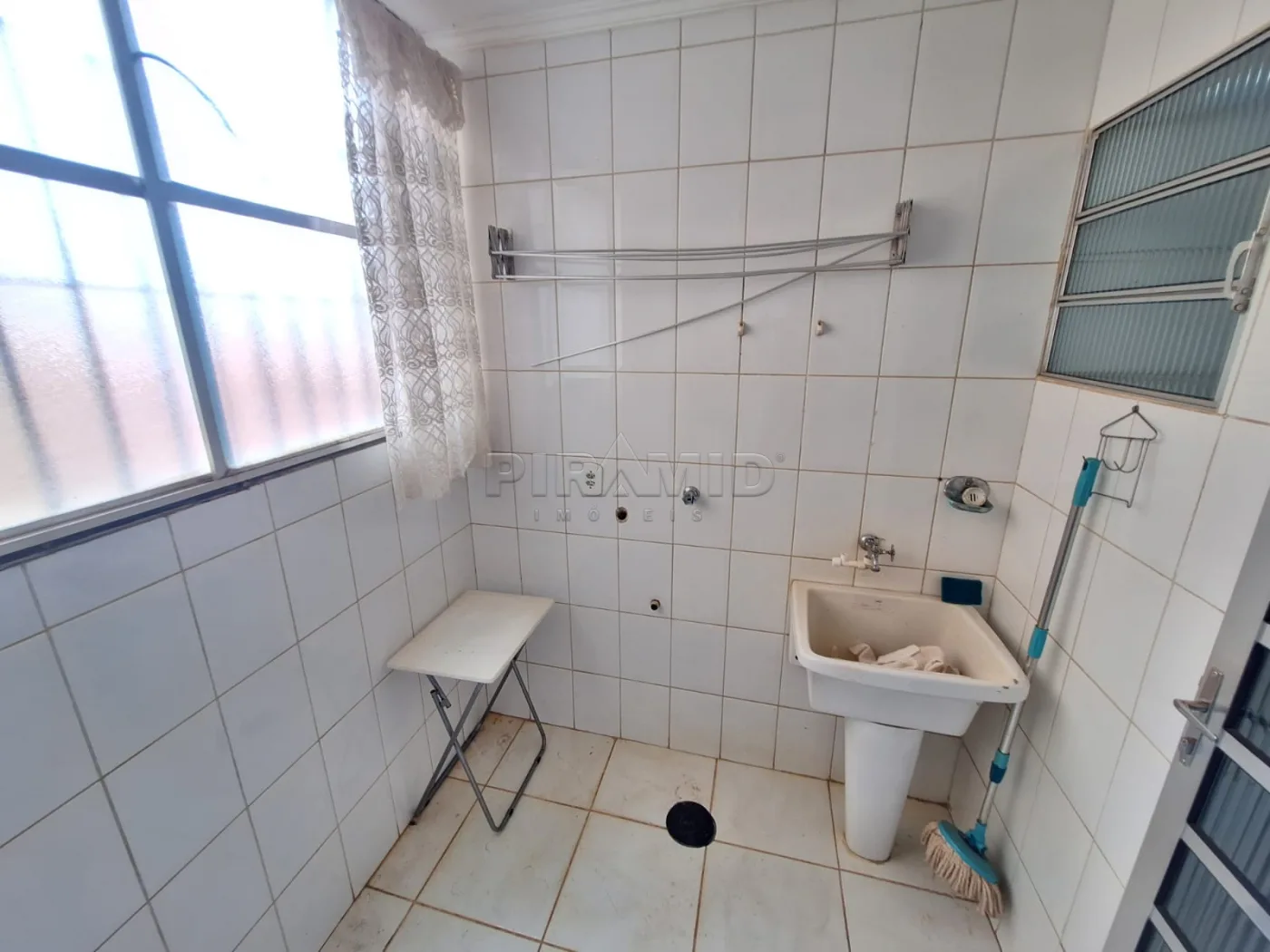 Alugar Apartamento / Padr&atilde;o em Ribeir&atilde;o Preto R$ 2.000,00 - Foto 18