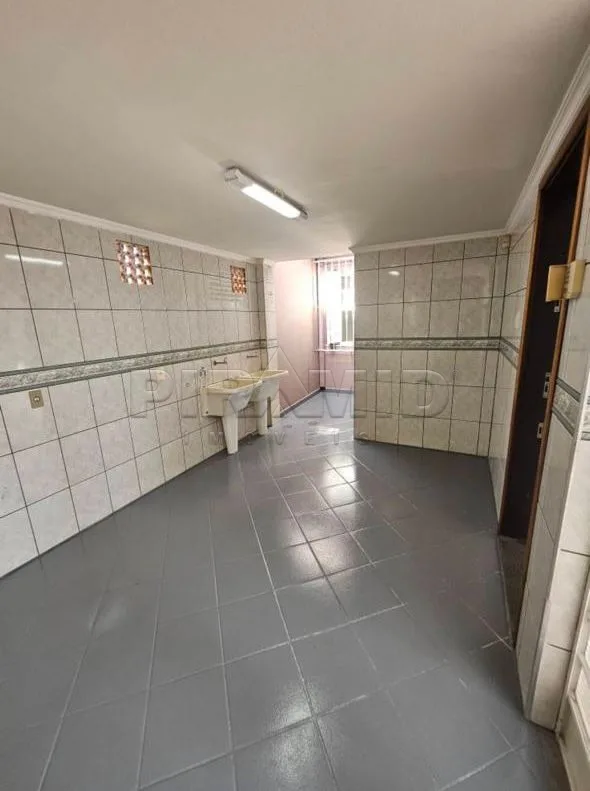 Alugar Casa / Padr&atilde;o em Ribeir&atilde;o Preto R$ 3.500,00 - Foto 4