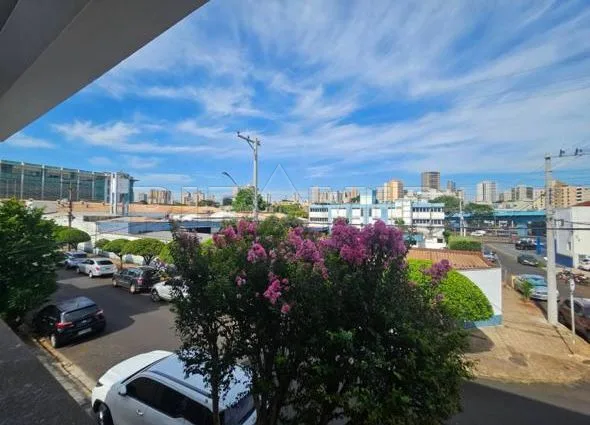 Alugar Casa / Padr&atilde;o em Ribeir&atilde;o Preto R$ 3.500,00 - Foto 17