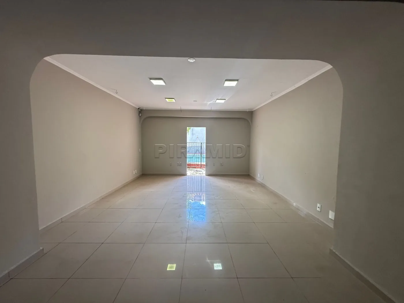 Alugar Comercial / Casa em Ribeir&atilde;o Preto R$ 16.500,00 - Foto 6