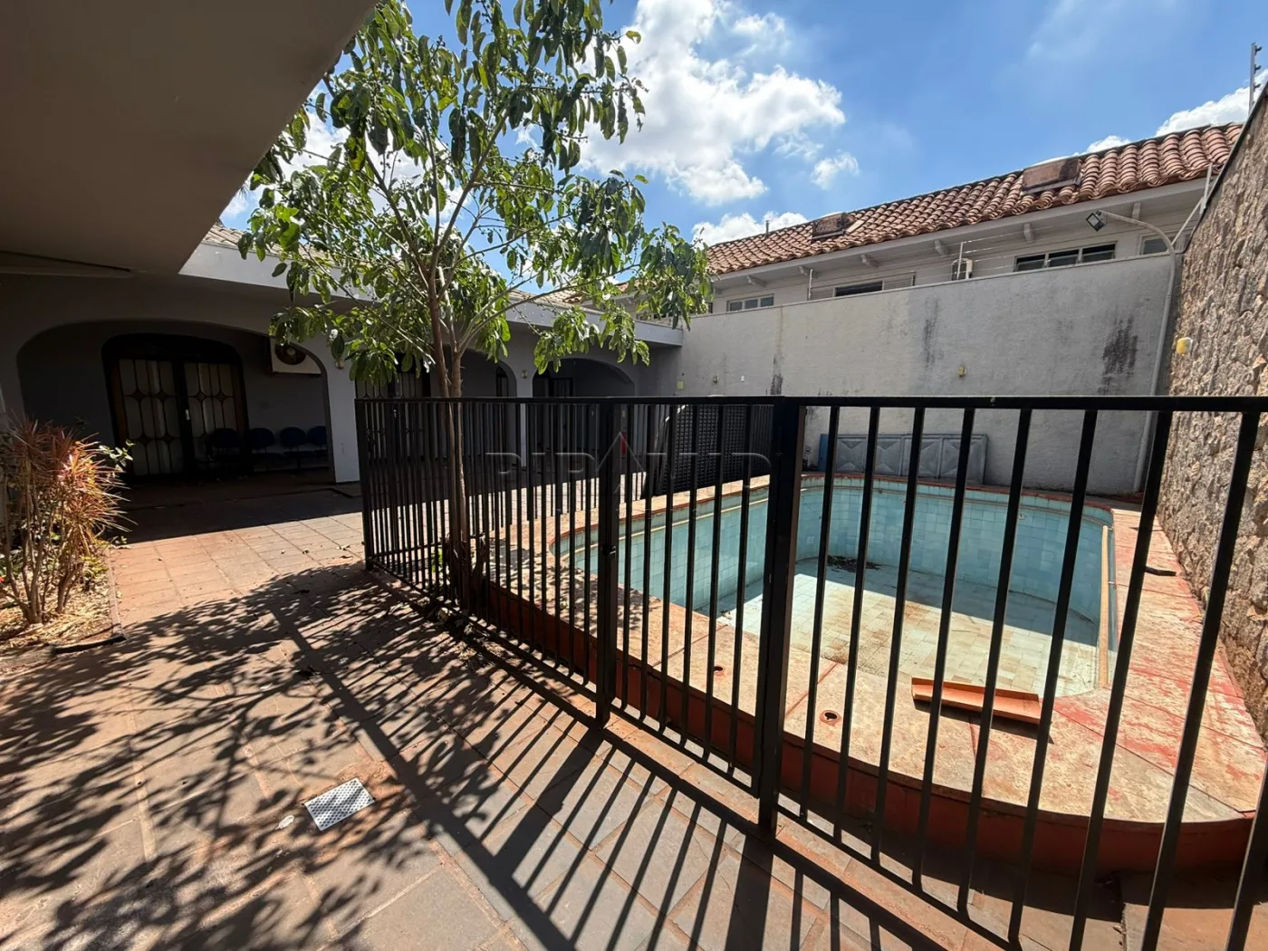 Alugar Comercial / Casa em Ribeir&atilde;o Preto R$ 16.500,00 - Foto 9