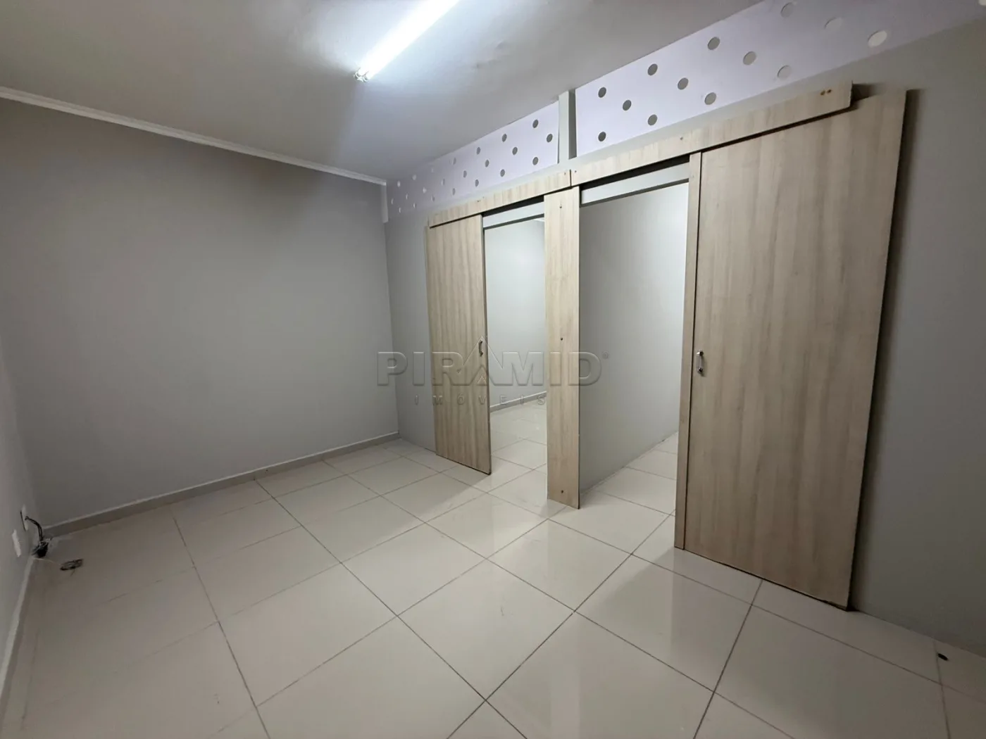 Alugar Comercial / Casa em Ribeir&atilde;o Preto R$ 16.500,00 - Foto 16