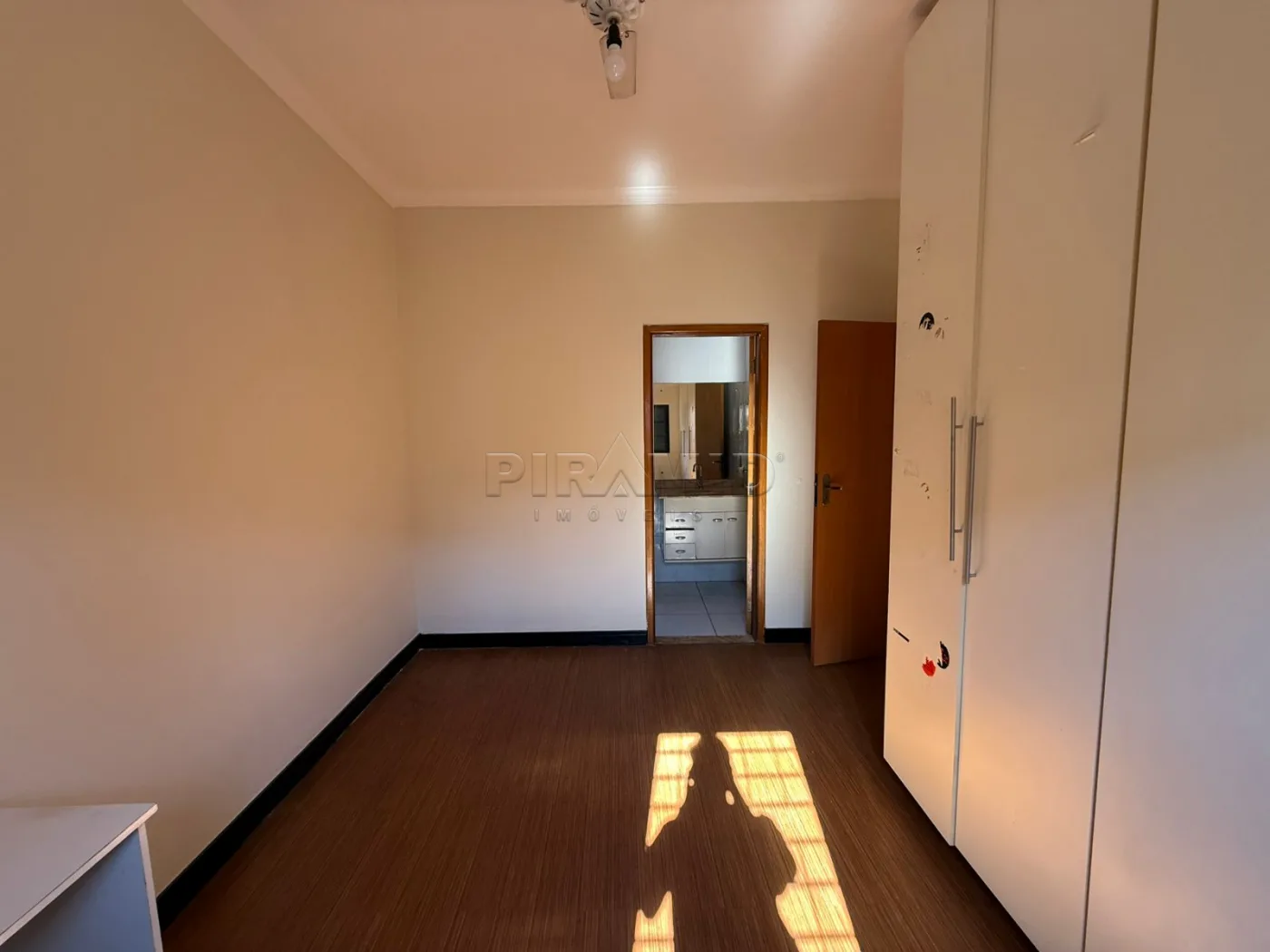 Alugar Casa / Padr&atilde;o em Ribeir&atilde;o Preto R$ 3.100,00 - Foto 17