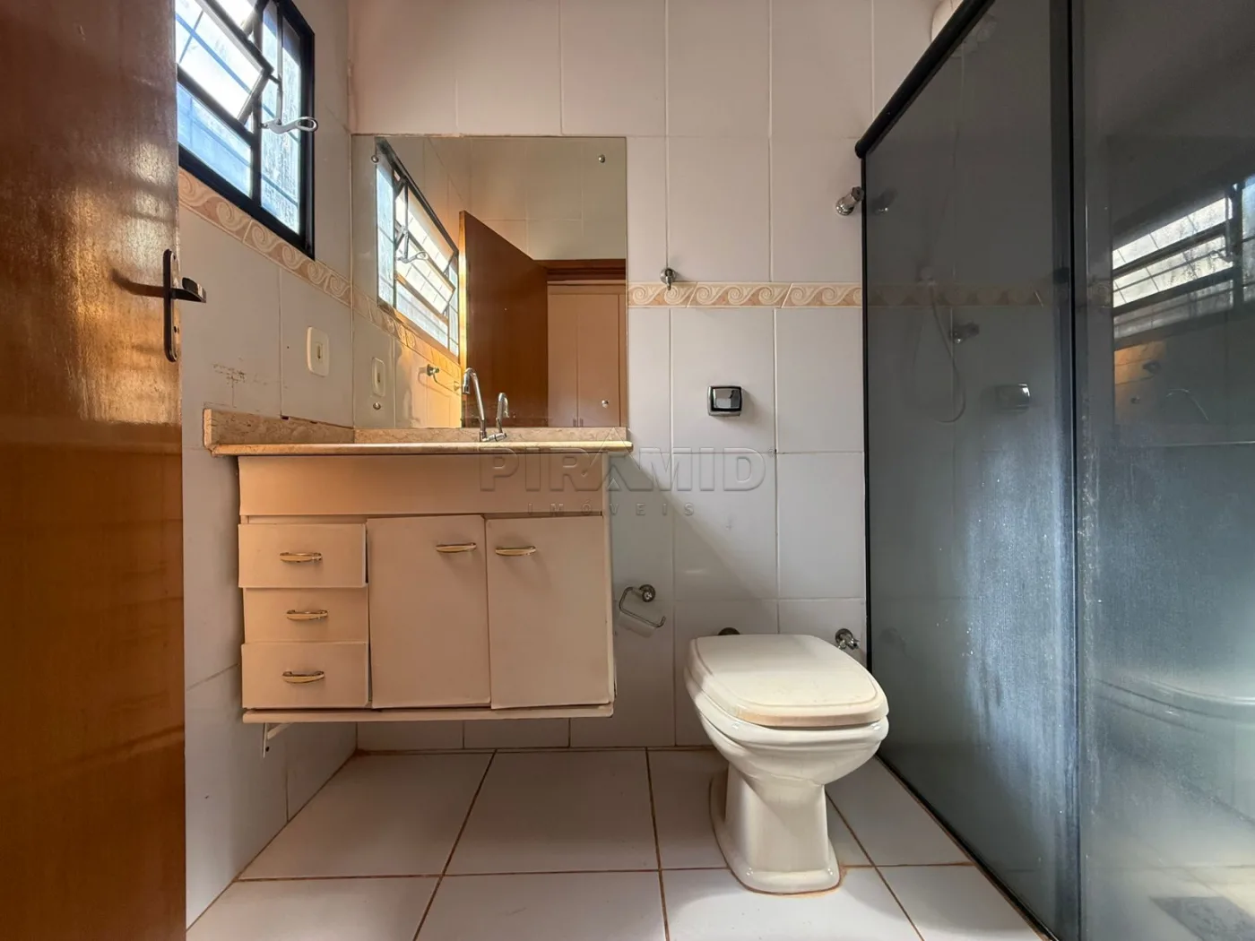 Alugar Casa / Padr&atilde;o em Ribeir&atilde;o Preto R$ 3.100,00 - Foto 18