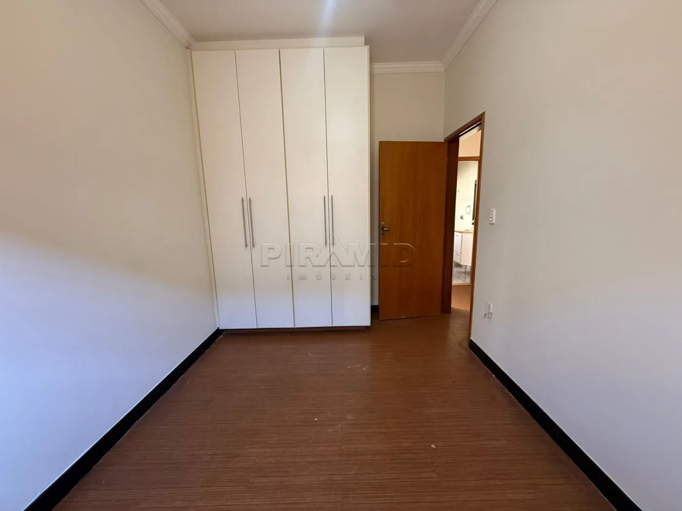 Alugar Casa / Padr&atilde;o em Ribeir&atilde;o Preto R$ 3.100,00 - Foto 22