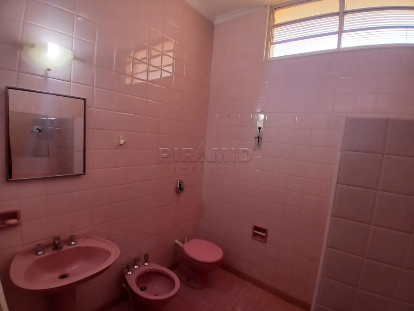 Alugar Casa / Padr&atilde;o em Ribeir&atilde;o Preto R$ 2.600,00 - Foto 13