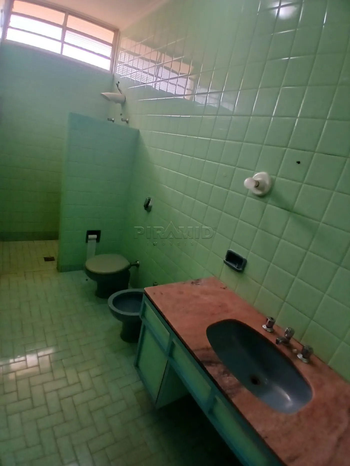 Alugar Casa / Padr&atilde;o em Ribeir&atilde;o Preto R$ 2.600,00 - Foto 18