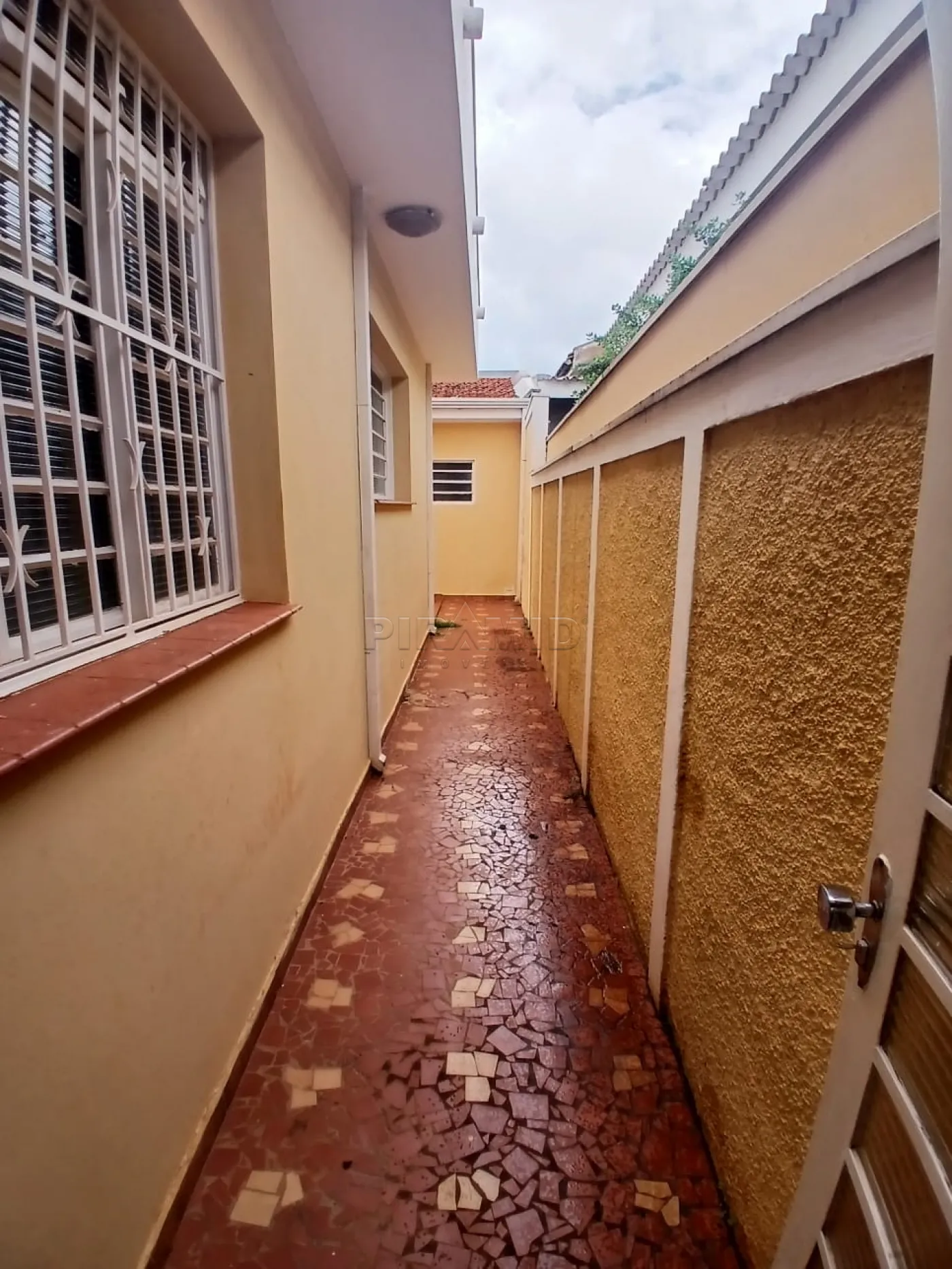 Alugar Casa / Padr&atilde;o em Ribeir&atilde;o Preto R$ 2.600,00 - Foto 21