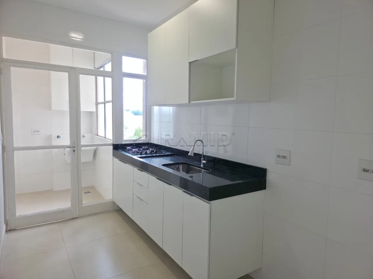 Alugar Apartamento / Padr&atilde;o em Ribeir&atilde;o Preto R$ 1.650,00 - Foto 7