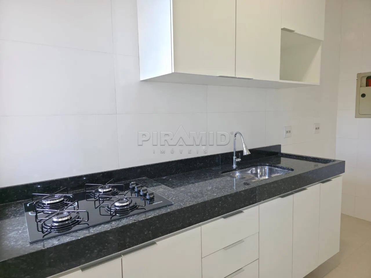 Alugar Apartamento / Padr&atilde;o em Ribeir&atilde;o Preto R$ 1.650,00 - Foto 8