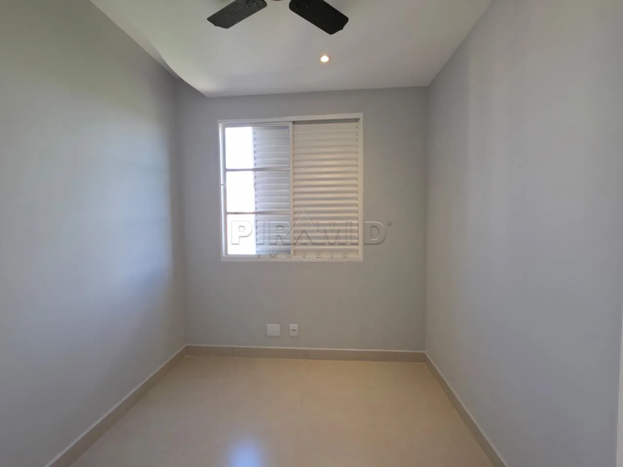 Alugar Apartamento / Padr&atilde;o em Ribeir&atilde;o Preto R$ 1.650,00 - Foto 14