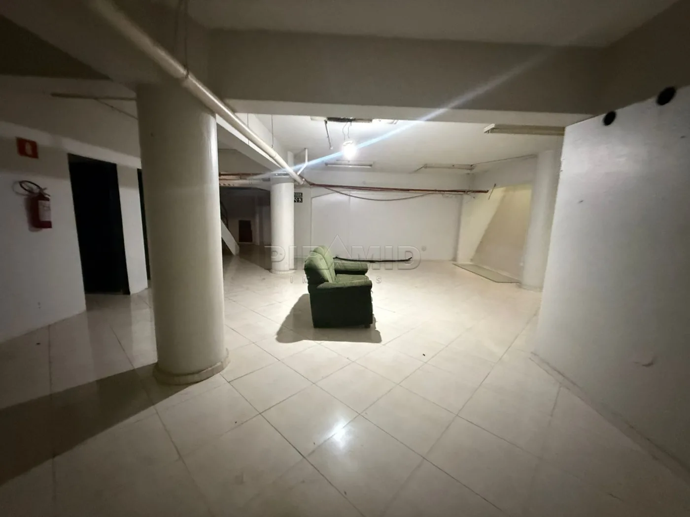 Alugar Comercial / Sal&atilde;o em Ribeir&atilde;o Preto R$ 7.800,00 - Foto 13