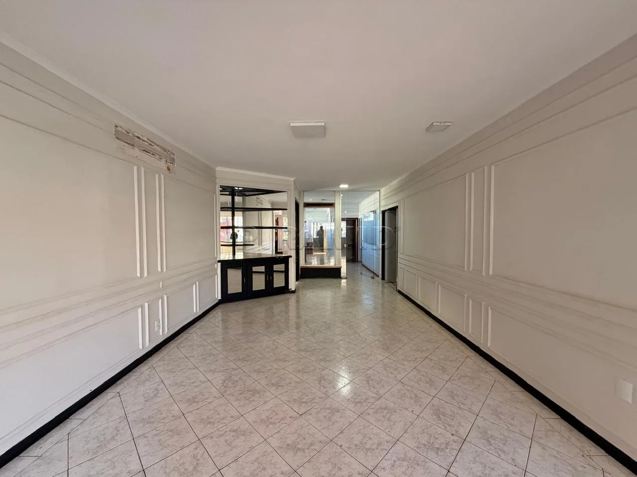 Alugar Comercial / Sal&atilde;o em Ribeir&atilde;o Preto R$ 6.000,00 - Foto 4
