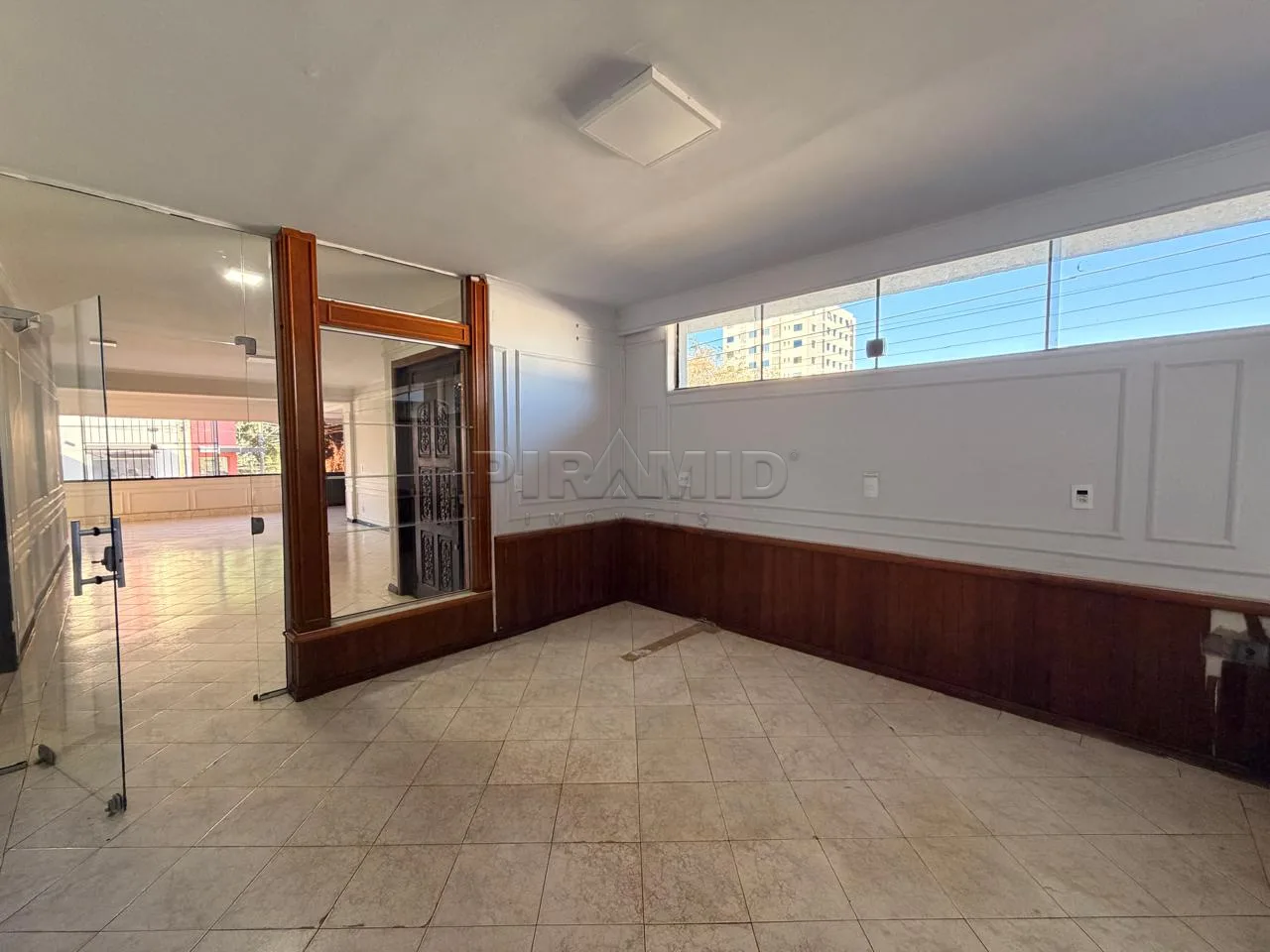 Alugar Comercial / Sal&atilde;o em Ribeir&atilde;o Preto R$ 6.000,00 - Foto 8