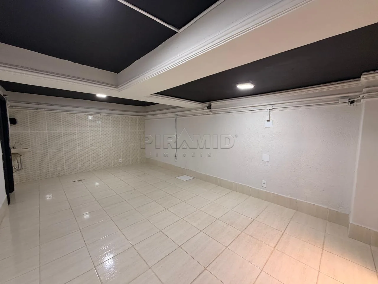 Alugar Comercial / Sal&atilde;o em Ribeir&atilde;o Preto R$ 6.000,00 - Foto 15
