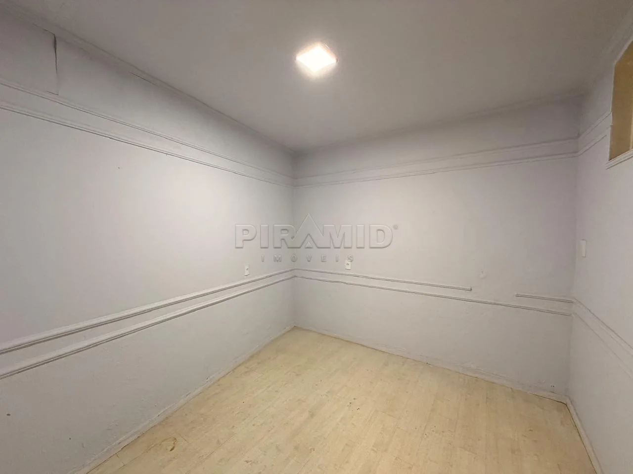 Alugar Comercial / Sal&atilde;o em Ribeir&atilde;o Preto R$ 6.000,00 - Foto 21
