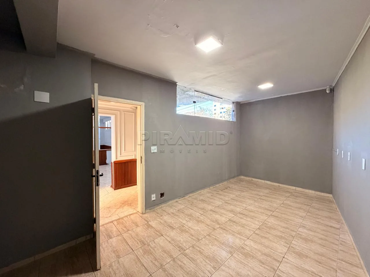 Alugar Comercial / Sal&atilde;o em Ribeir&atilde;o Preto R$ 6.000,00 - Foto 24