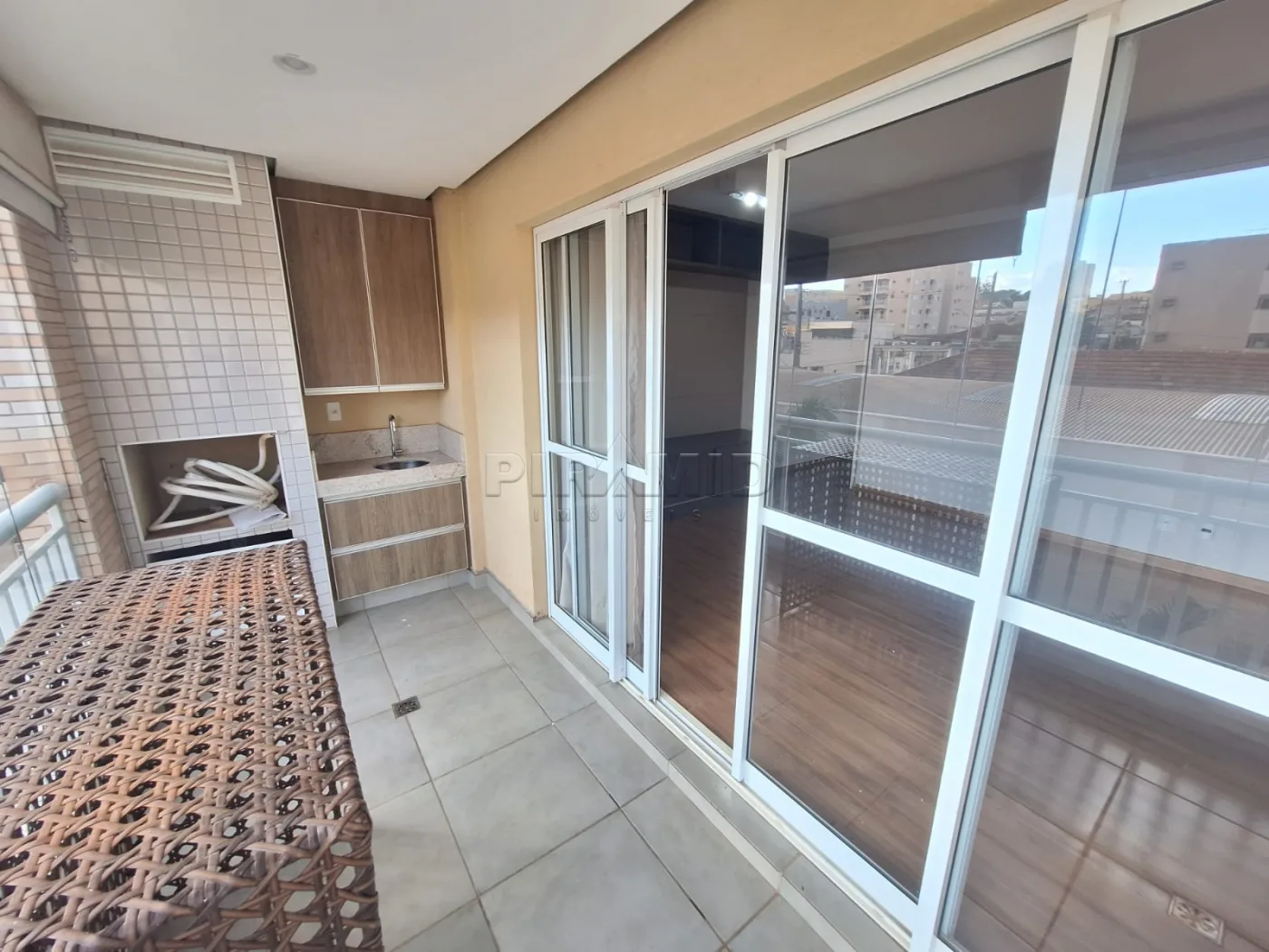 Alugar Apartamento / Padr&atilde;o em Ribeir&atilde;o Preto R$ 2.500,00 - Foto 5