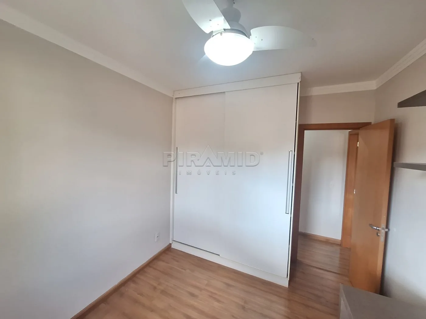 Alugar Apartamento / Padr&atilde;o em Ribeir&atilde;o Preto R$ 2.500,00 - Foto 11