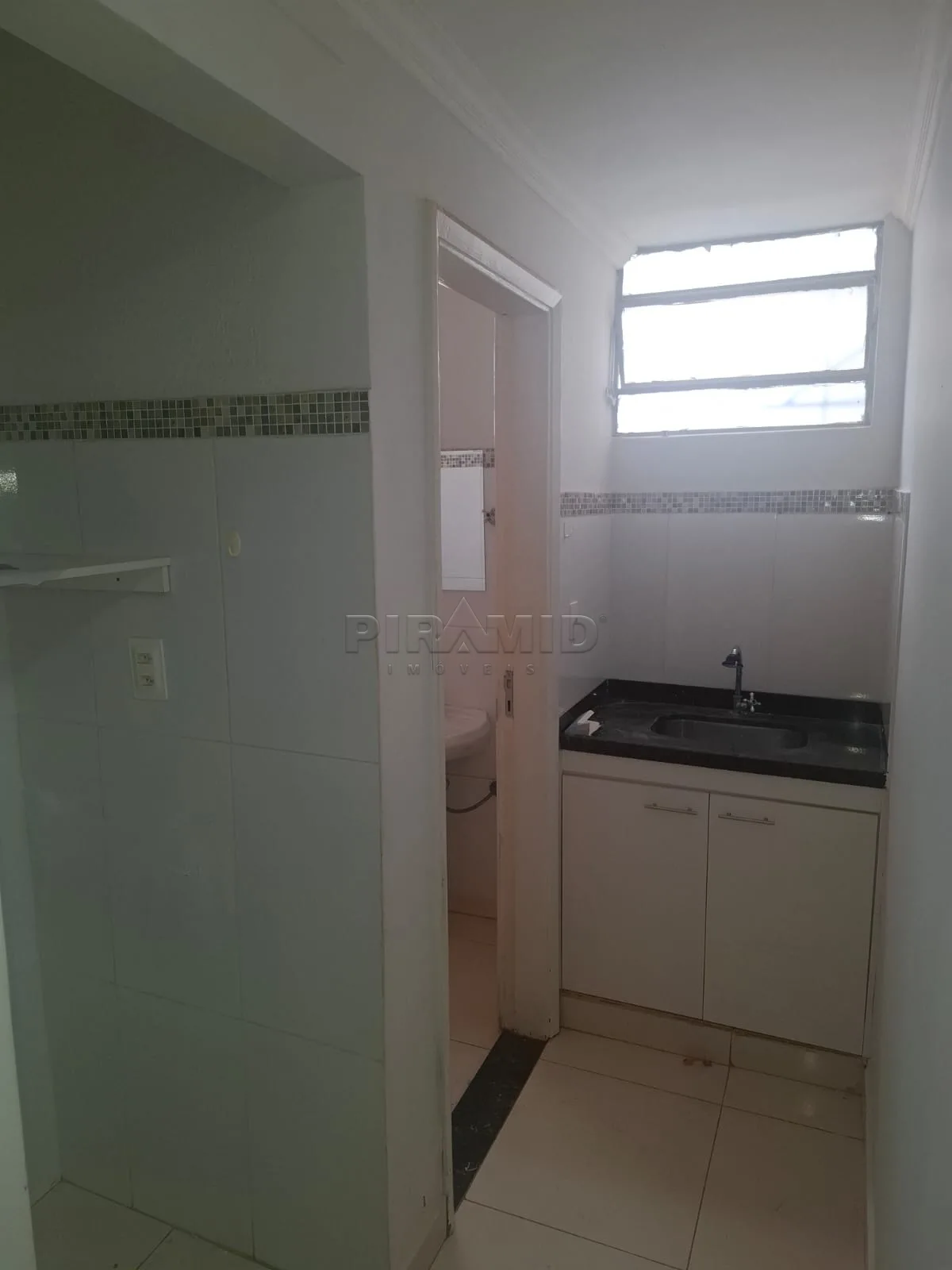 Alugar Comercial / Sala em Ribeir&atilde;o Preto R$ 1.400,00 - Foto 9