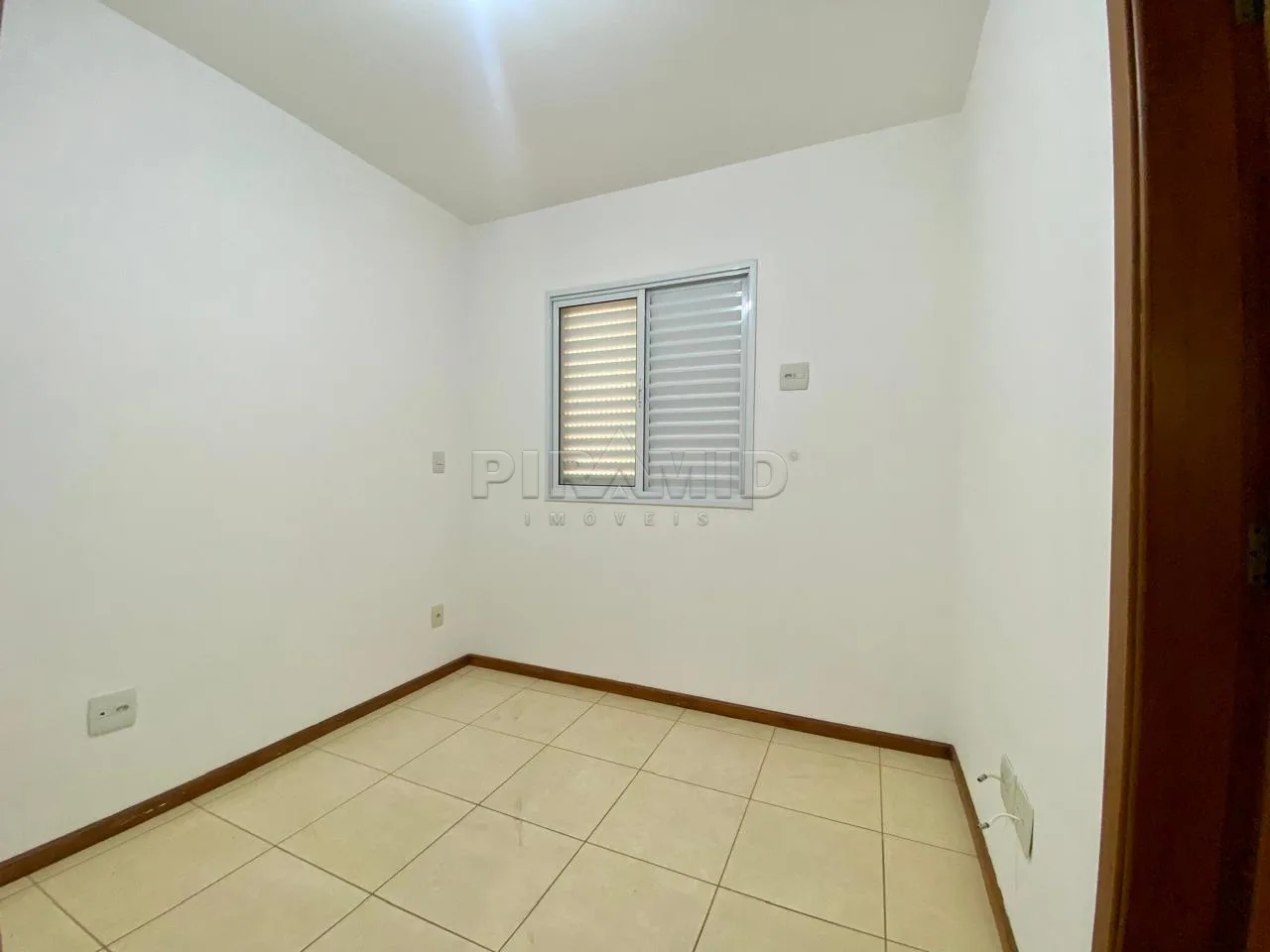 Alugar Apartamento / Padr&atilde;o em Ribeir&atilde;o Preto R$ 3.500,00 - Foto 18