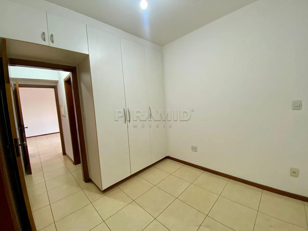 Alugar Apartamento / Padr&atilde;o em Ribeir&atilde;o Preto R$ 3.500,00 - Foto 17