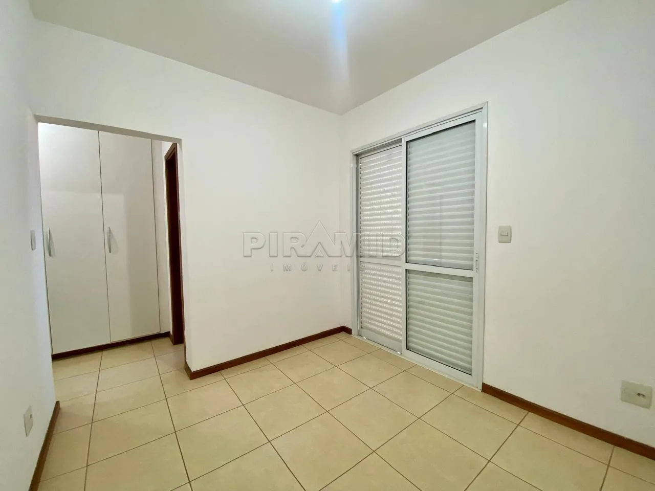 Alugar Apartamento / Padr&atilde;o em Ribeir&atilde;o Preto R$ 3.500,00 - Foto 12