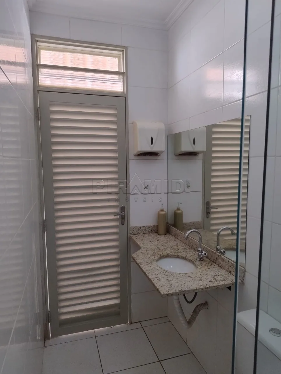 Alugar Comercial / Casa em Ribeir&atilde;o Preto R$ 6.000,00 - Foto 24