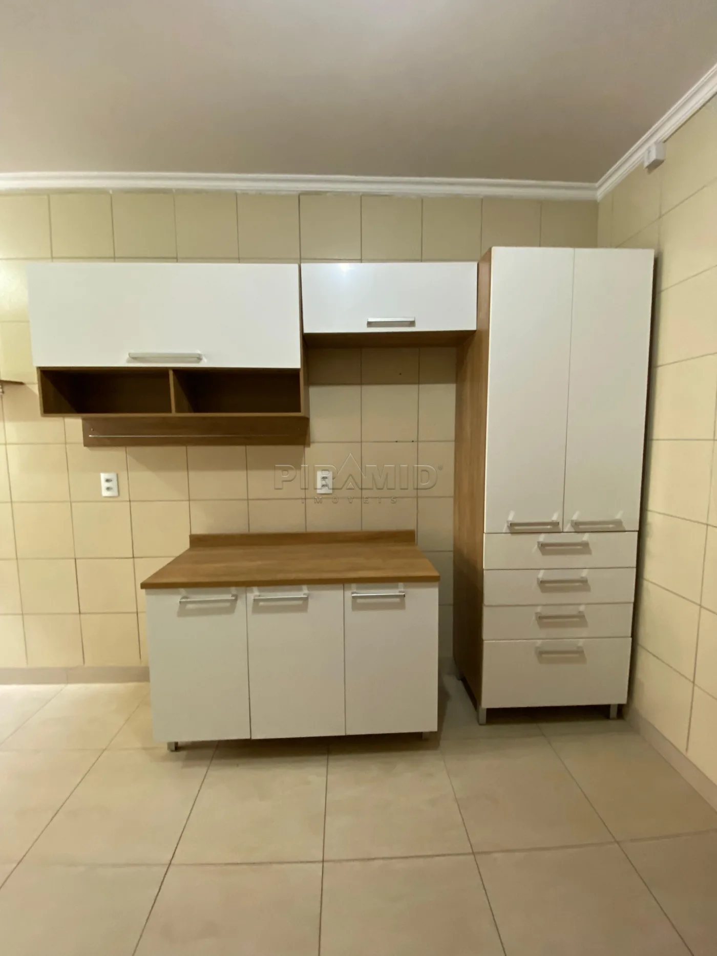 Alugar Apartamento / Padr&atilde;o em Ribeir&atilde;o Preto R$ 1.600,00 - Foto 11