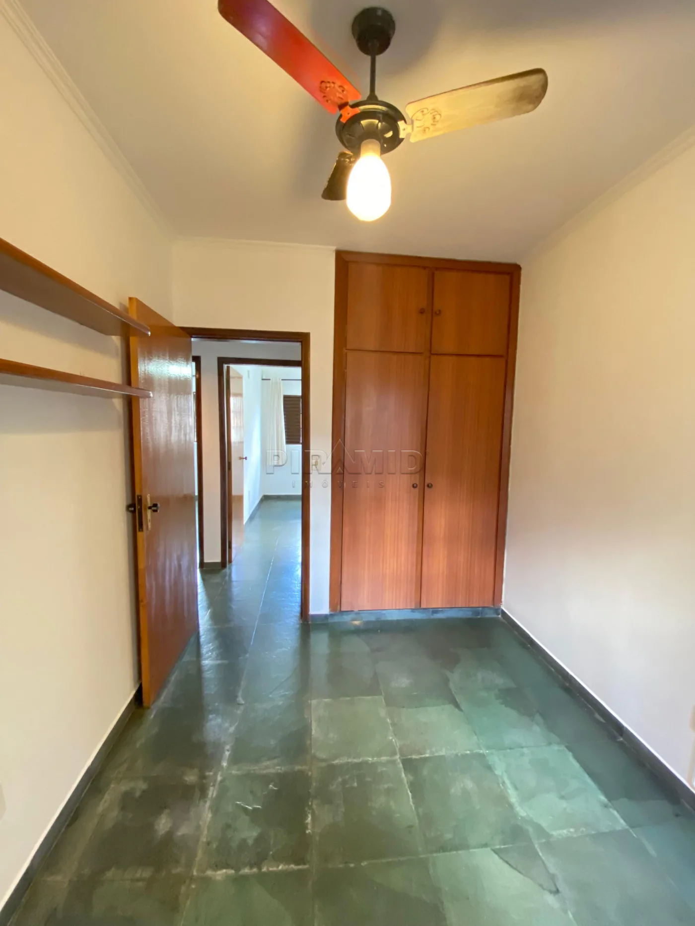Alugar Apartamento / Padr&atilde;o em Ribeir&atilde;o Preto R$ 1.600,00 - Foto 7