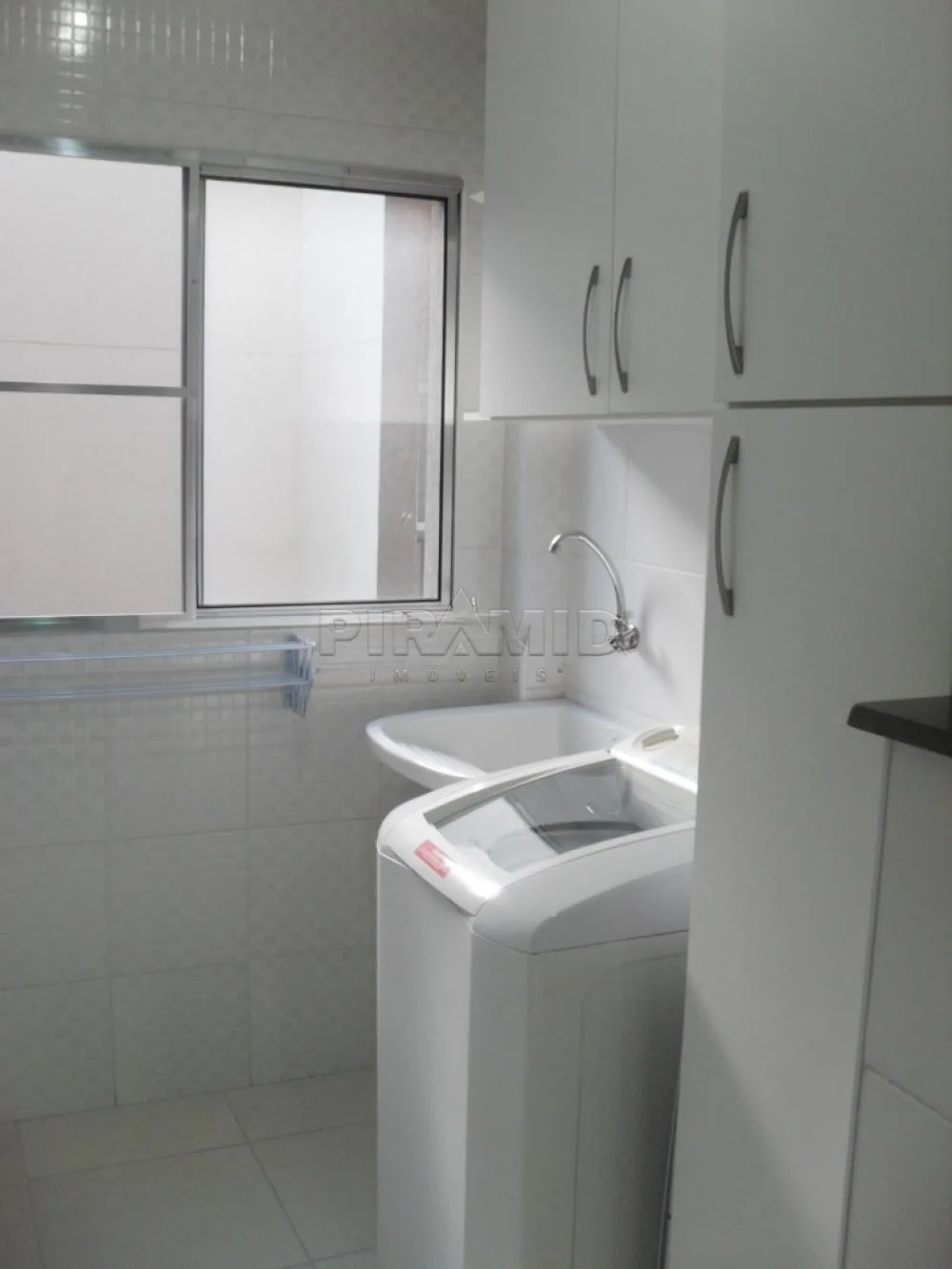 Alugar Apartamento / Padr&atilde;o em Ribeir&atilde;o Preto R$ 1.590,00 - Foto 8