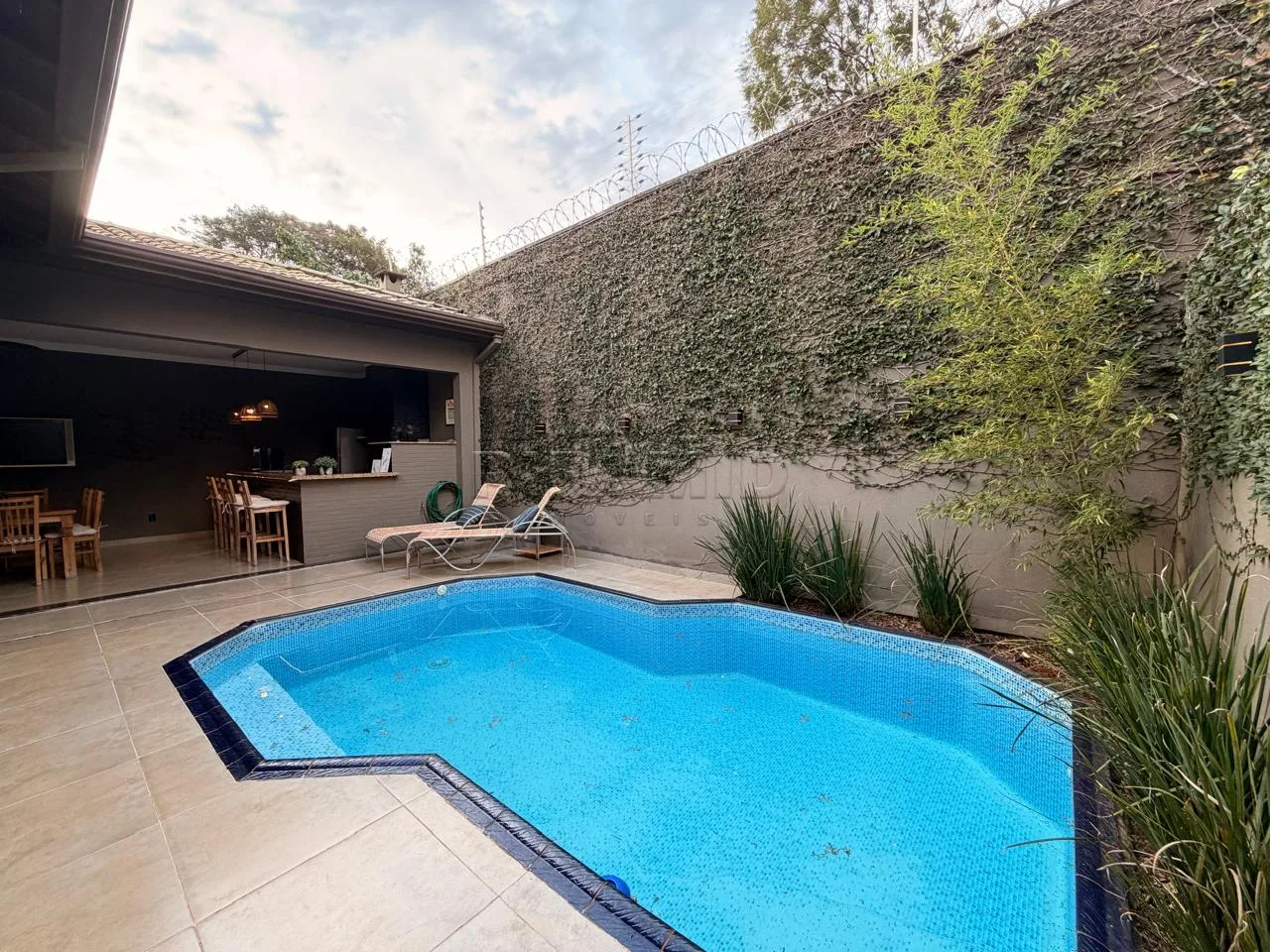 Alugar Casa / Condom&iacute;nio em Ribeir&atilde;o Preto R$ 8.000,00 - Foto 12