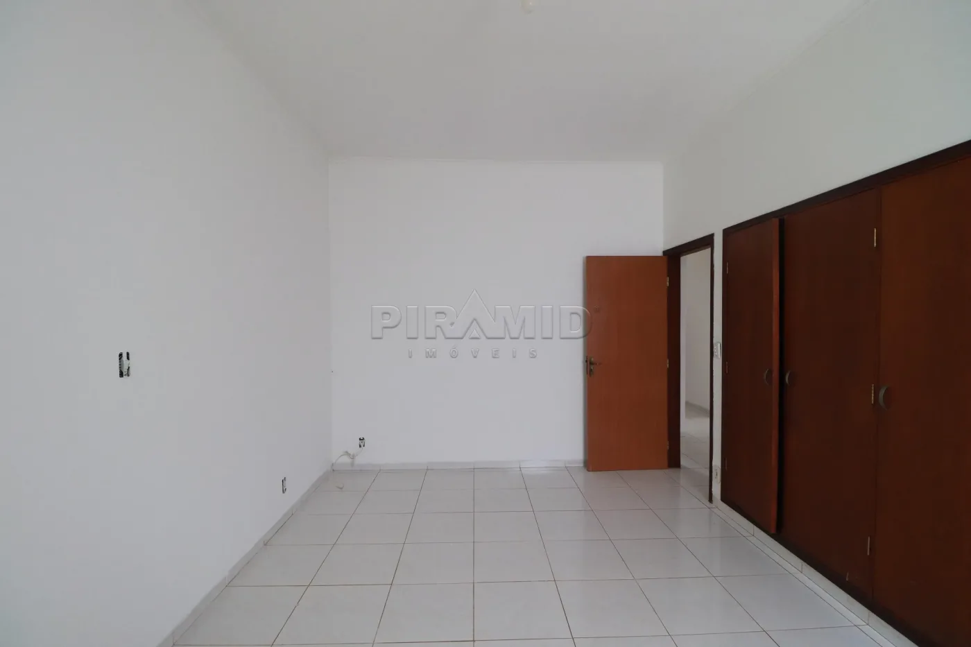 Alugar Casa / Padr&atilde;o em Ribeir&atilde;o Preto R$ 5.000,00 - Foto 12