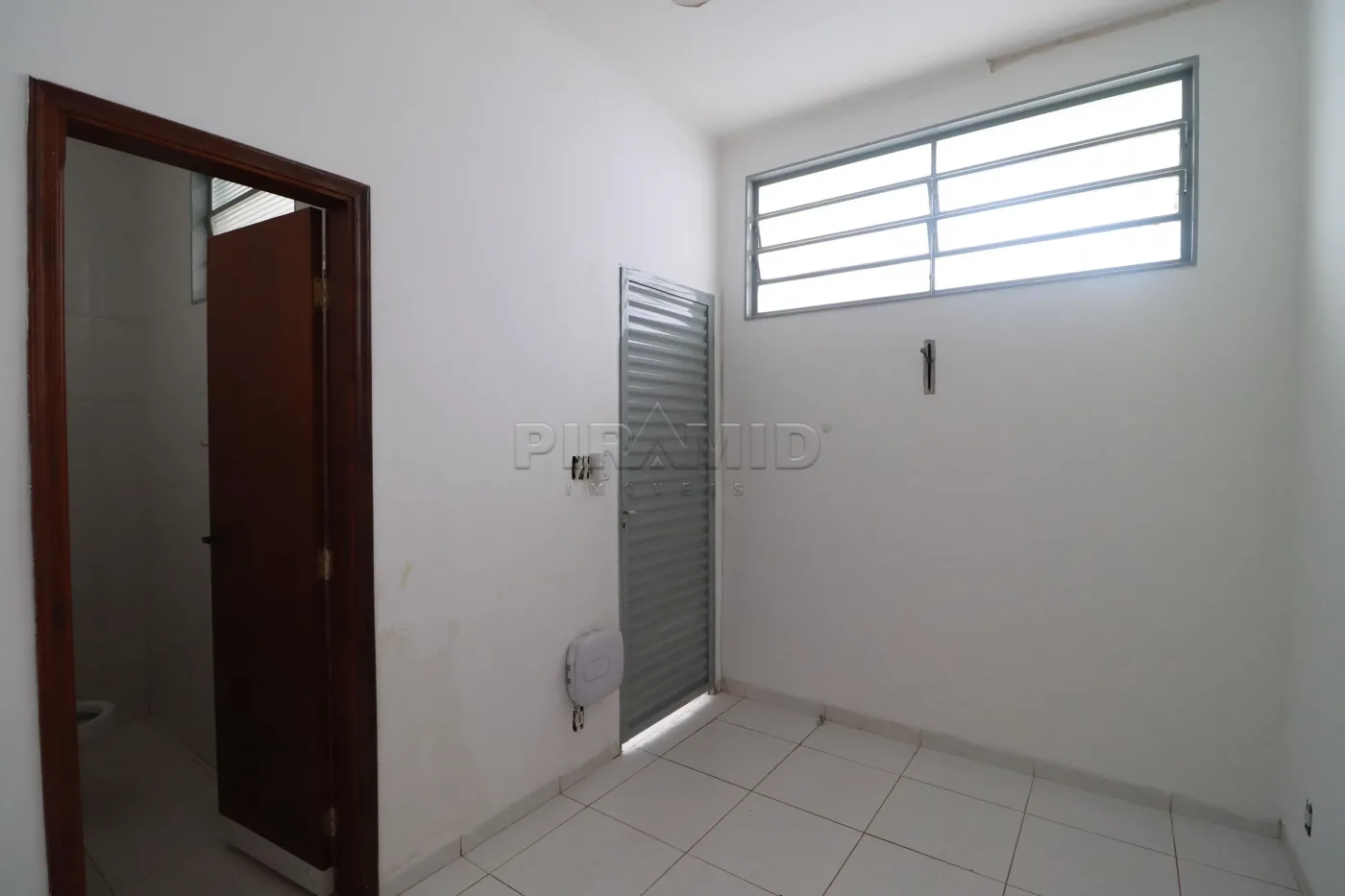 Alugar Casa / Padr&atilde;o em Ribeir&atilde;o Preto R$ 5.000,00 - Foto 23