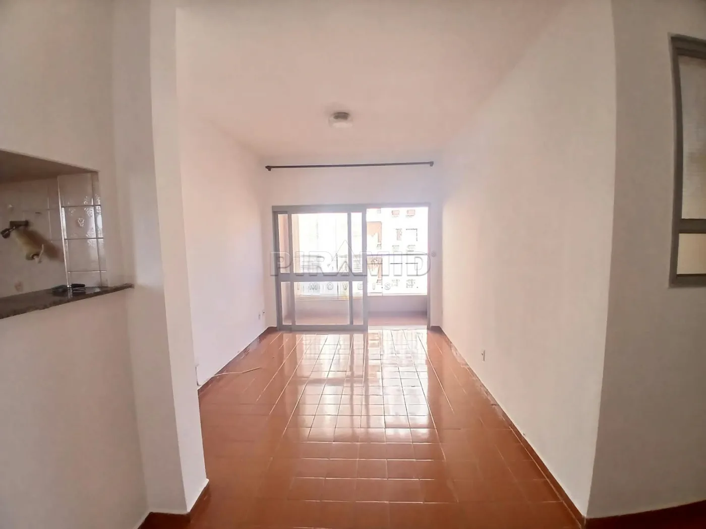 Alugar Apartamento / Padr&atilde;o em Ribeir&atilde;o Preto R$ 950,00 - Foto 1