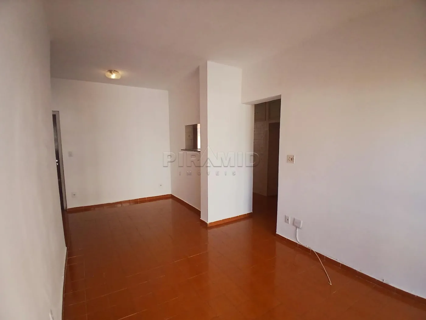 Alugar Apartamento / Padr&atilde;o em Ribeir&atilde;o Preto R$ 950,00 - Foto 3