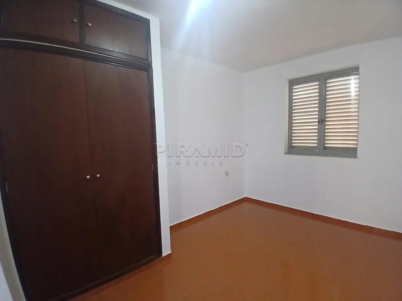Alugar Apartamento / Padr&atilde;o em Ribeir&atilde;o Preto R$ 950,00 - Foto 6