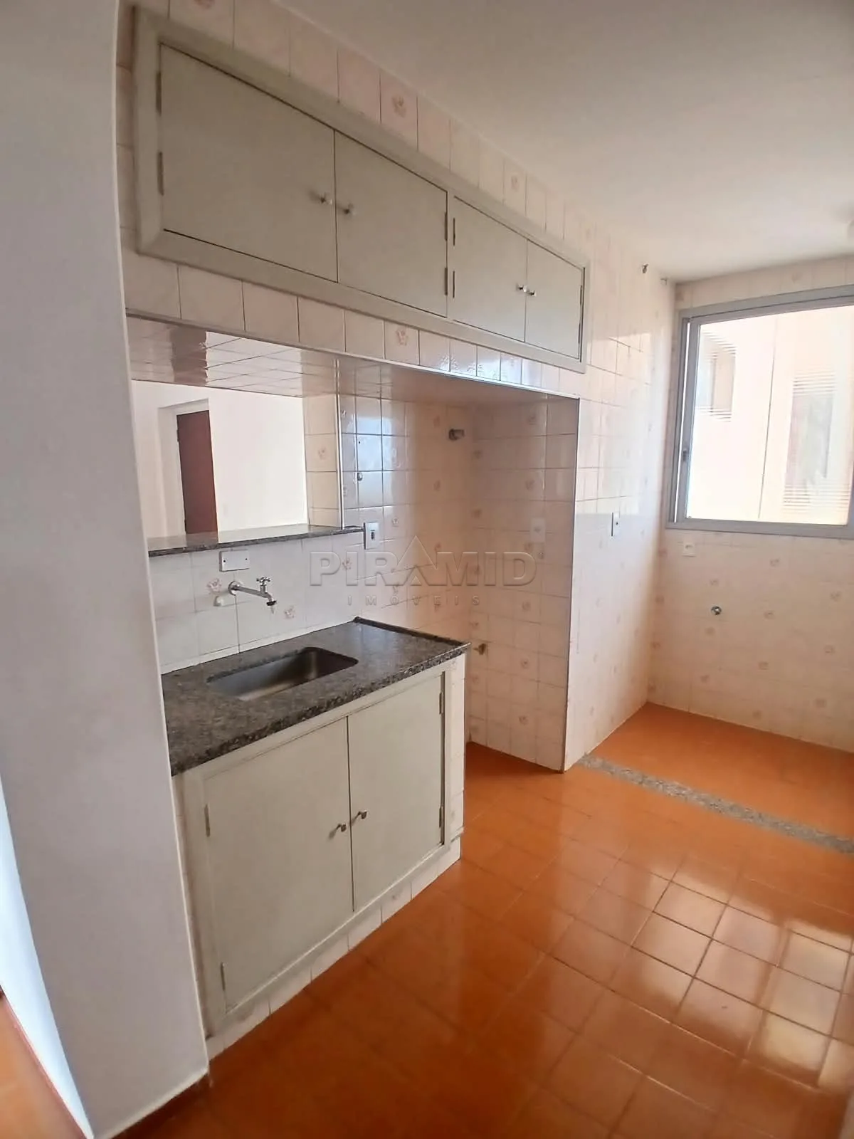 Alugar Apartamento / Padr&atilde;o em Ribeir&atilde;o Preto R$ 950,00 - Foto 12