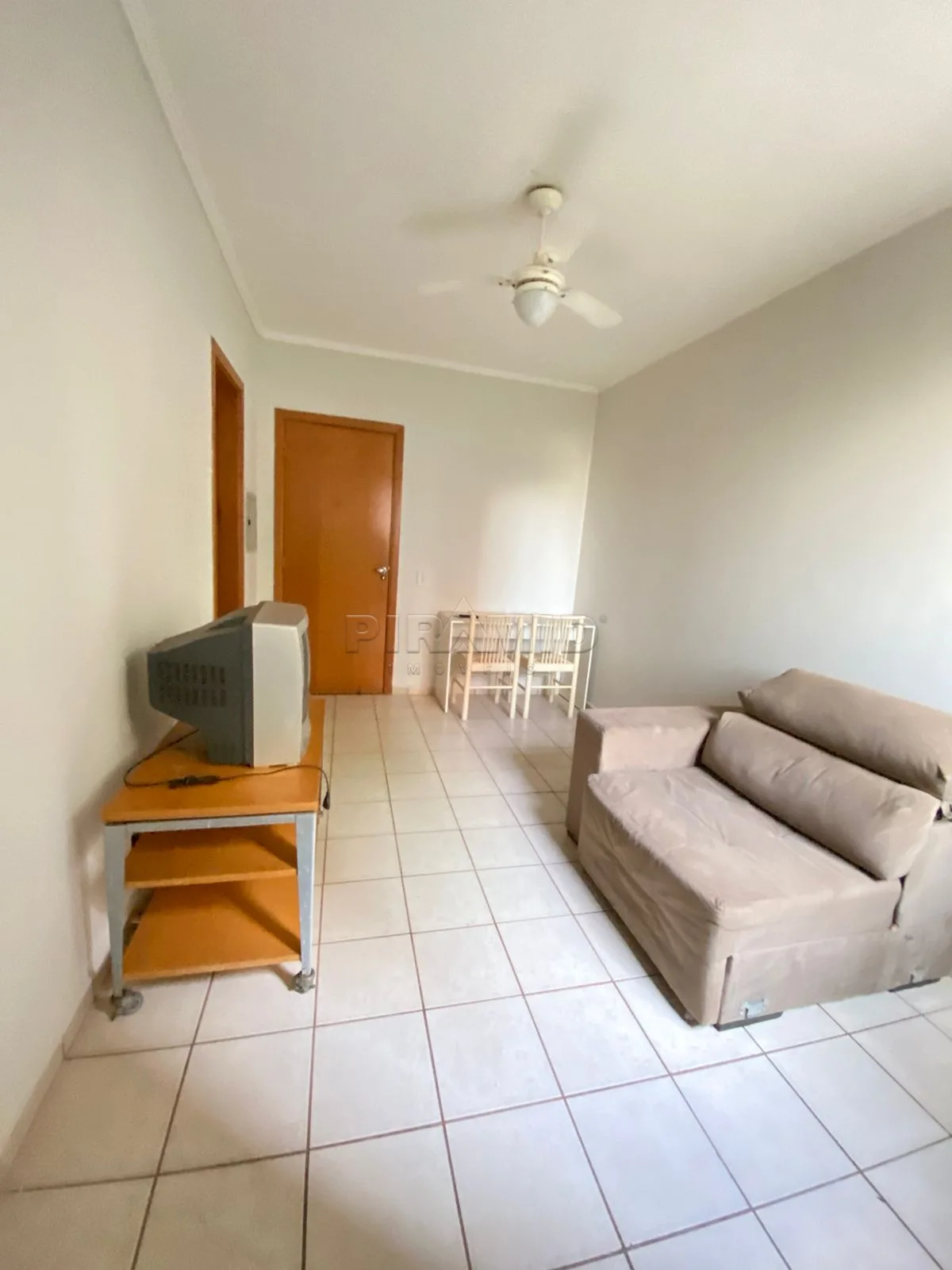 Alugar Apartamento / Padr&atilde;o em Ribeir&atilde;o Preto R$ 1.400,00 - Foto 1