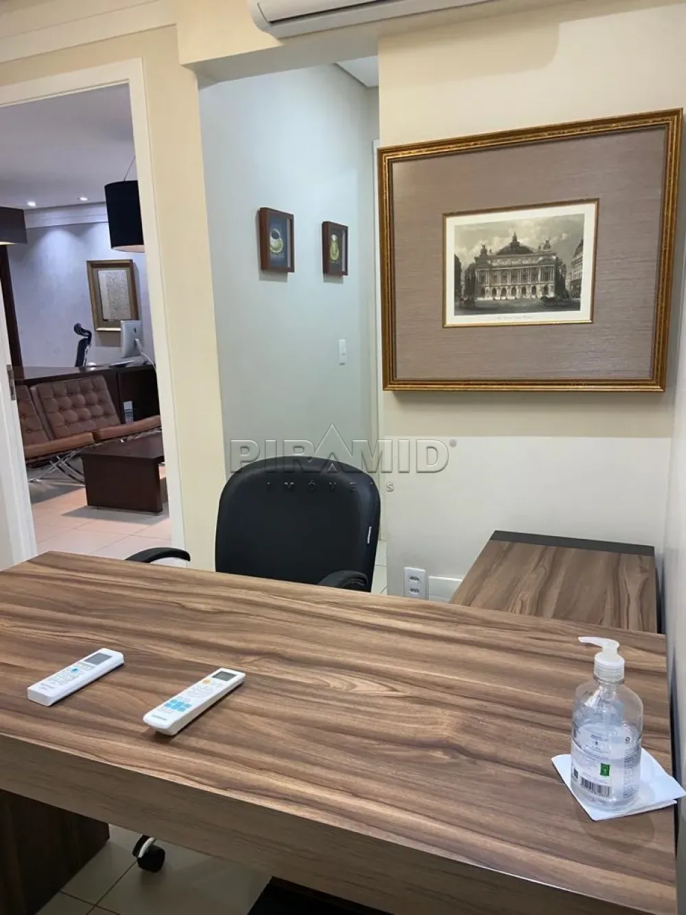 Alugar Comercial / Sala em Ribeir&atilde;o Preto R$ 6.000,00 - Foto 1