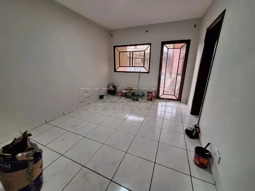 Alugar Casa / Padr&atilde;o em Ribeir&atilde;o Preto R$ 1.600,00 - Foto 2