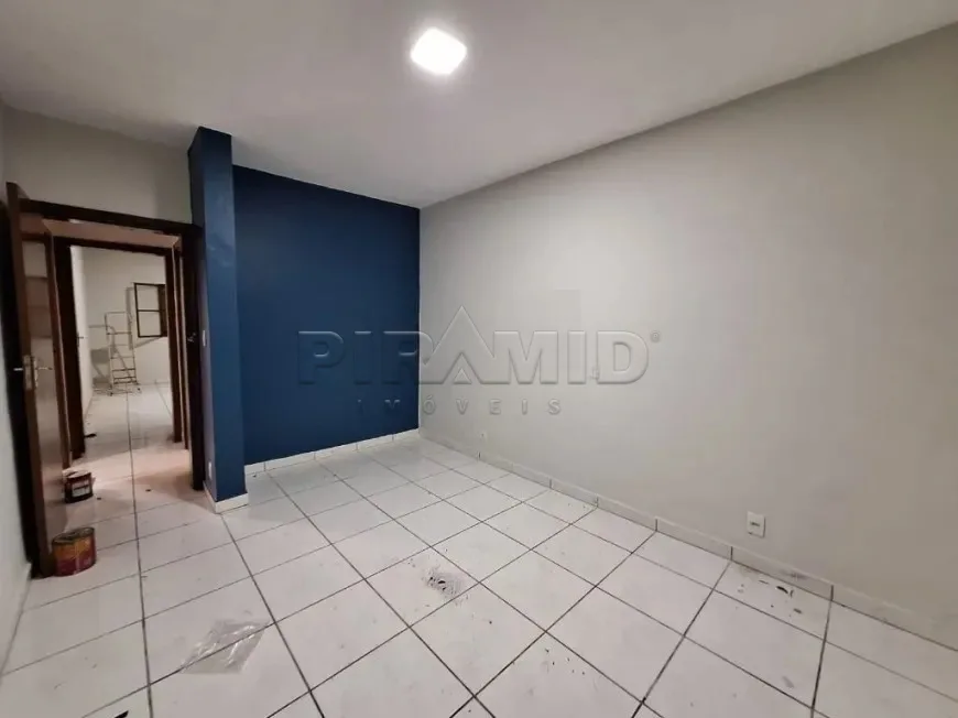 Alugar Casa / Padr&atilde;o em Ribeir&atilde;o Preto R$ 1.600,00 - Foto 4