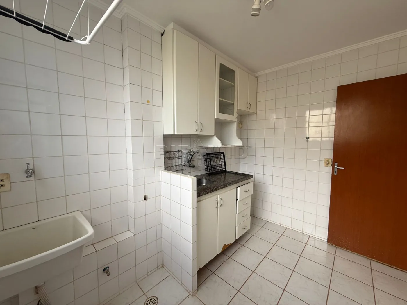 Alugar Apartamento / Padr&atilde;o em Ribeir&atilde;o Preto R$ 1.200,00 - Foto 9