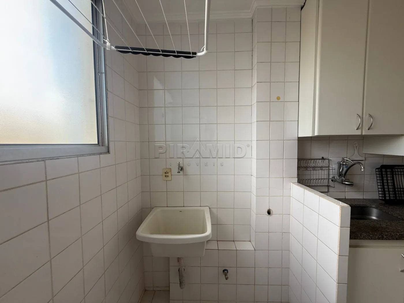 Alugar Apartamento / Padr&atilde;o em Ribeir&atilde;o Preto R$ 1.200,00 - Foto 10