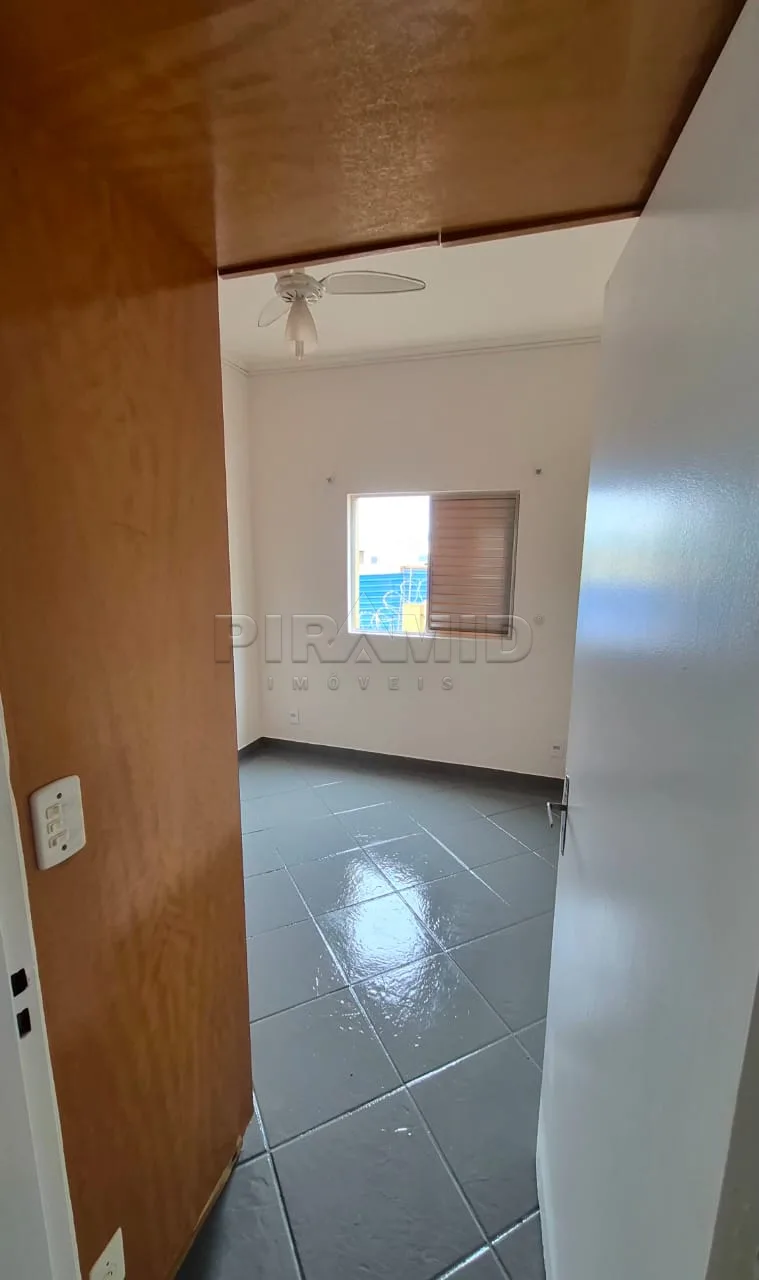 Alugar Apartamento / Padr&atilde;o em Ribeir&atilde;o Preto R$ 1.650,00 - Foto 15