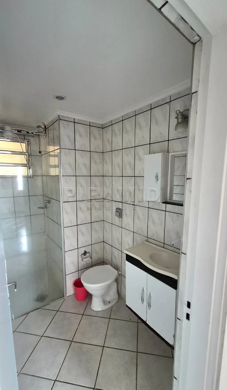 Alugar Apartamento / Padr&atilde;o em Ribeir&atilde;o Preto R$ 1.650,00 - Foto 17